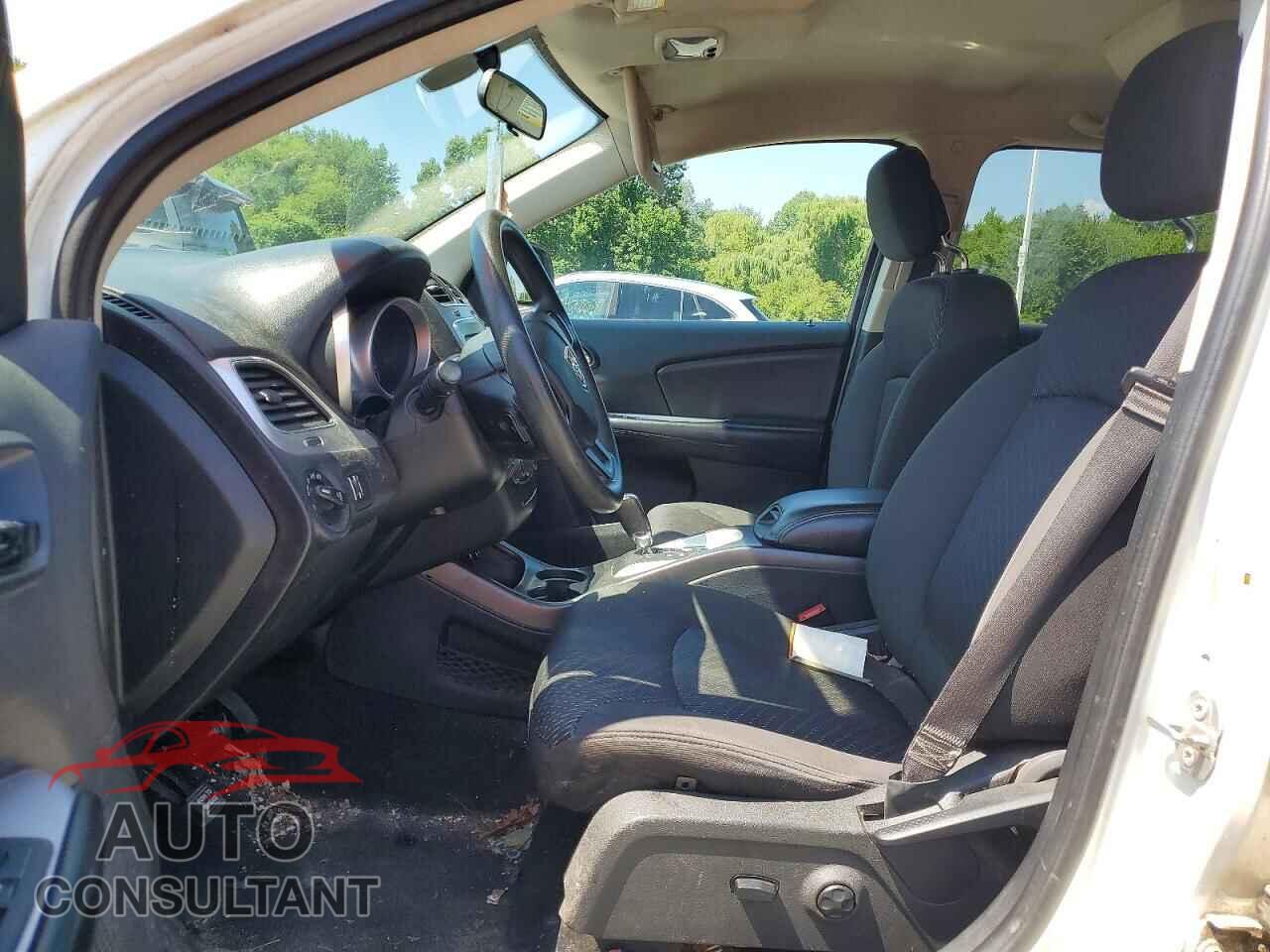 DODGE JOURNEY 2018 - 3C4PDDBG2JT173060