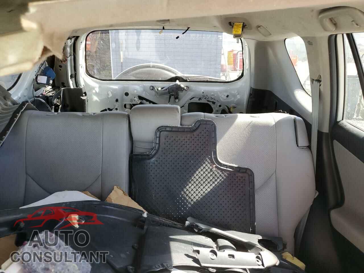 TOYOTA RAV4 2011 - 2T3DF4DV6BW157429