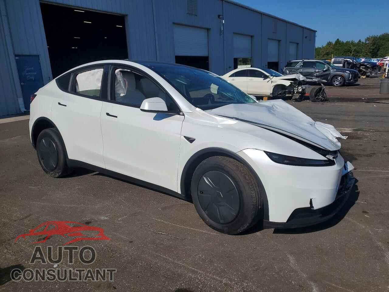 TESLA MODEL Y 2026 - 7SAYGDED7TA724596