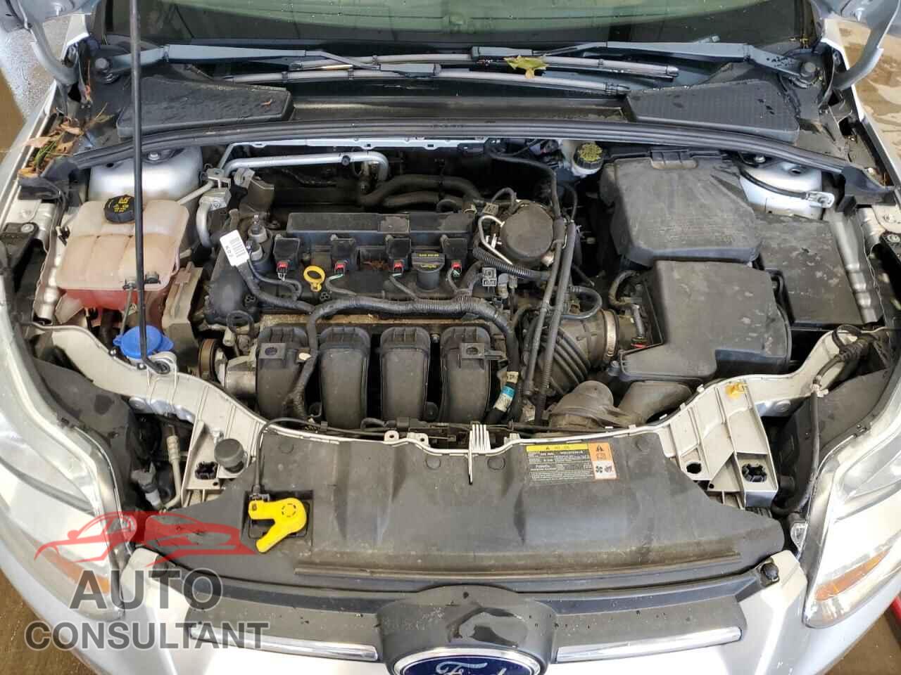 FORD FOCUS 2014 - 1FADP3F22EL209727