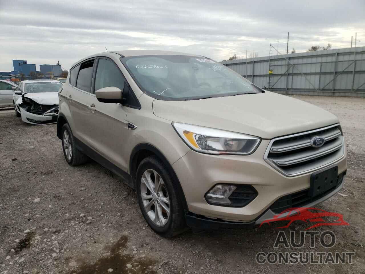 FORD ESCAPE 2017 - 1FMCU0GD5HUA54145