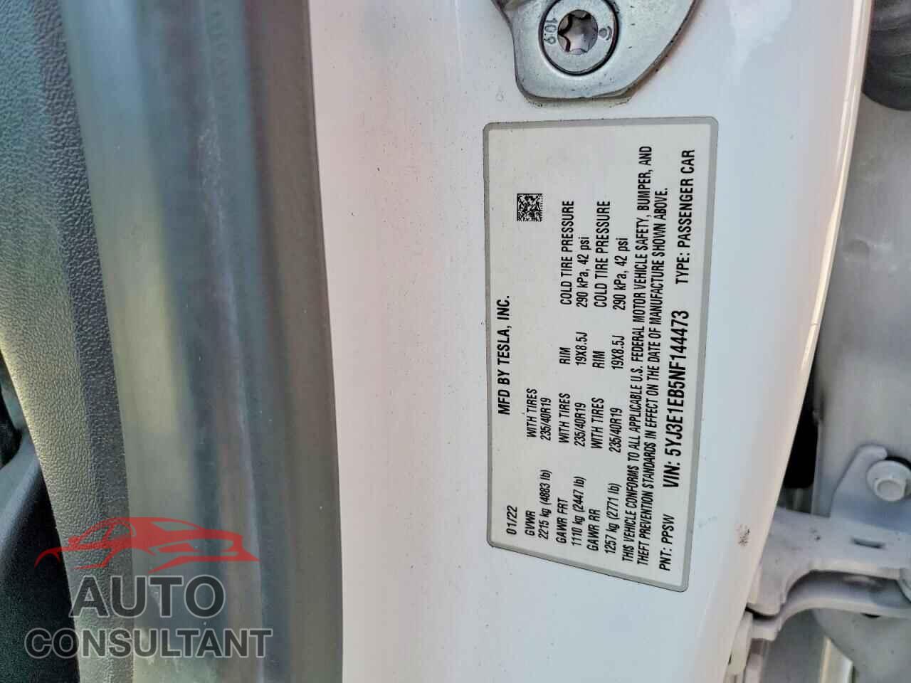 TESLA MODEL 3 2022 - 5YJ3E1EB5NF144473