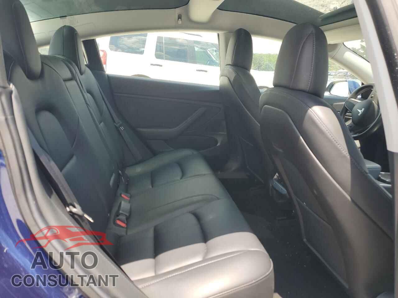 TESLA MODEL 3 2019 - 5YJ3E1EA1KF193589