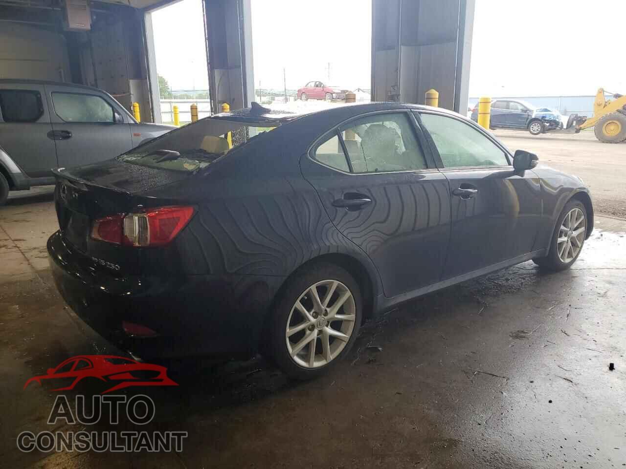 LEXUS IS 2012 - JTHCF5C23C5056185