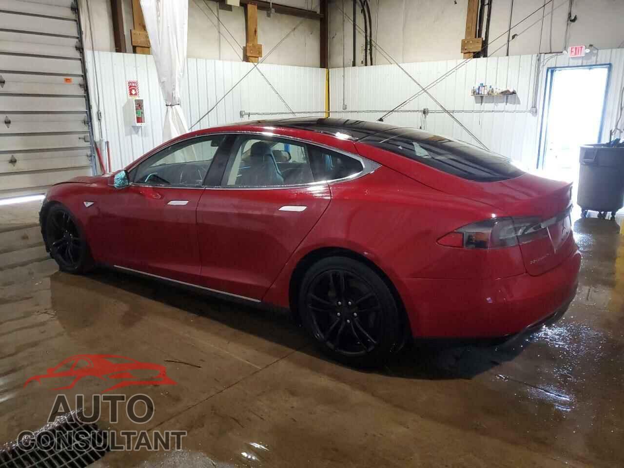 TESLA MODEL S 2015 - 5YJSA1E27FF119910