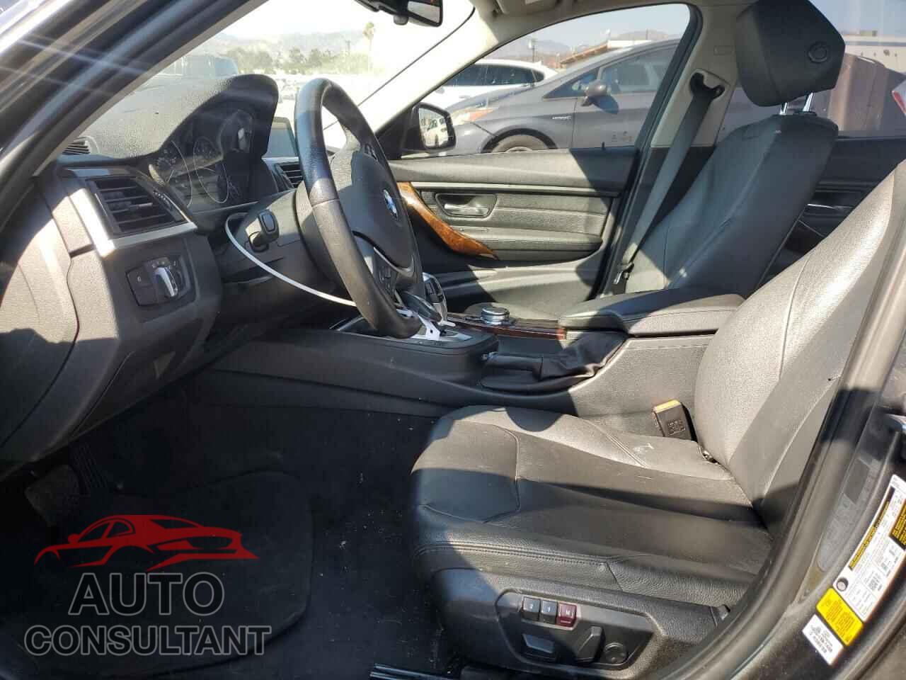 BMW 3 SERIES 2014 - WBA3C1C52EK116830