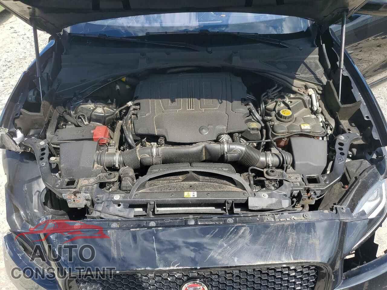 JAGUAR F-PACE 2017 - SADCL2BV2HA886504