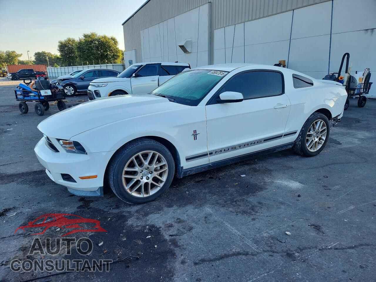 FORD MUSTANG 2012 - 1ZVBP8AM1C5200314