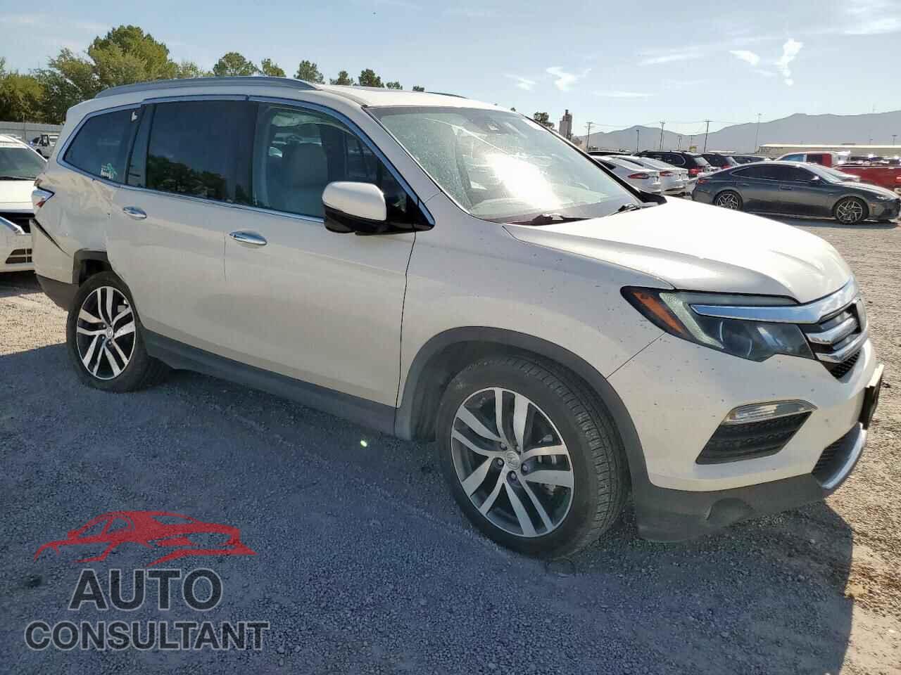 HONDA PILOT 2017 - 5FNYF6H95HB040109