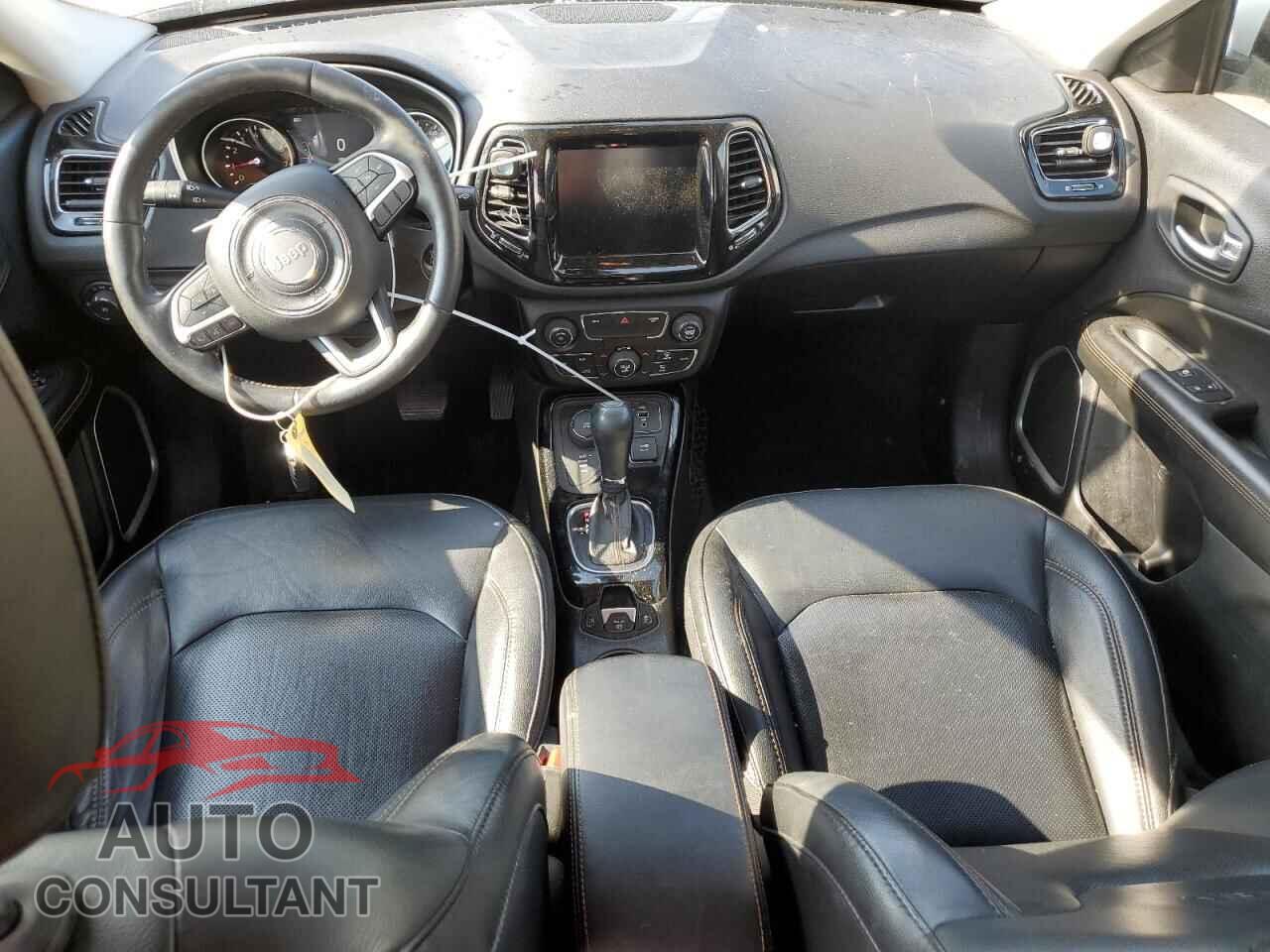 JEEP COMPASS 2018 - 3C4NJDCB5JT397801