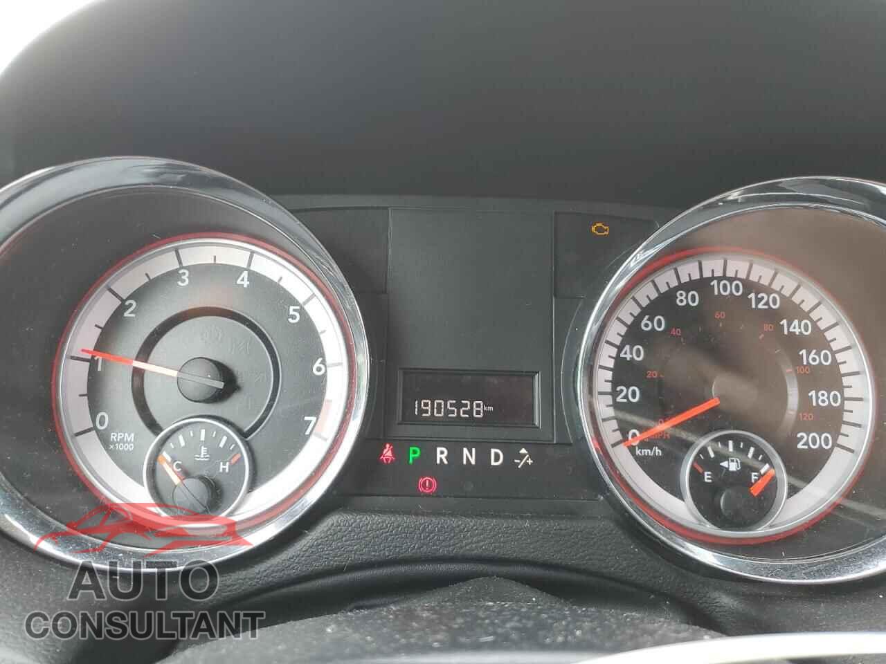DODGE CARAVAN 2013 - 2C4RDGBG2DR764913
