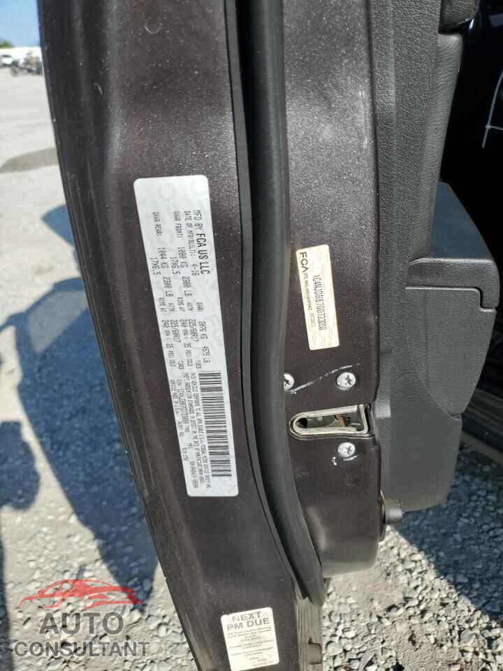 JEEP COMPASS 2015 - 1C4NJDBB4FD283240