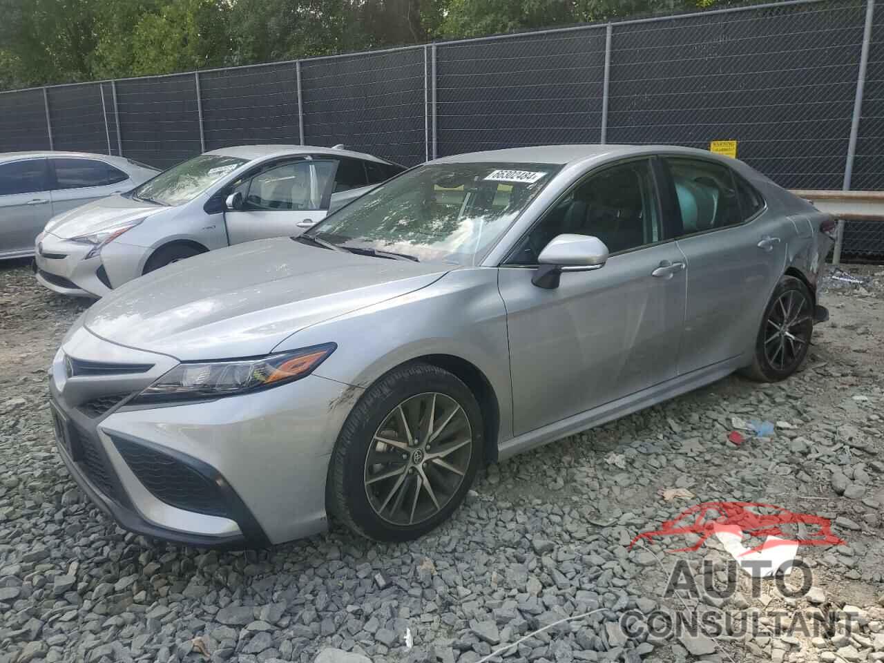 TOYOTA CAMRY 2024 - 4T1G11AK5RU202576