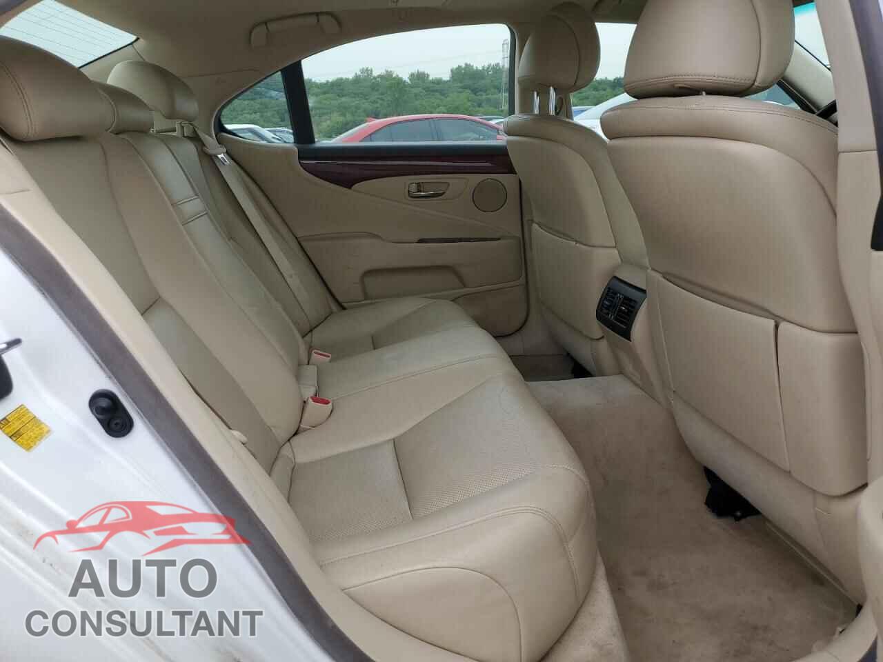 LEXUS LS460 2011 - JTHCL5EF3B5009424
