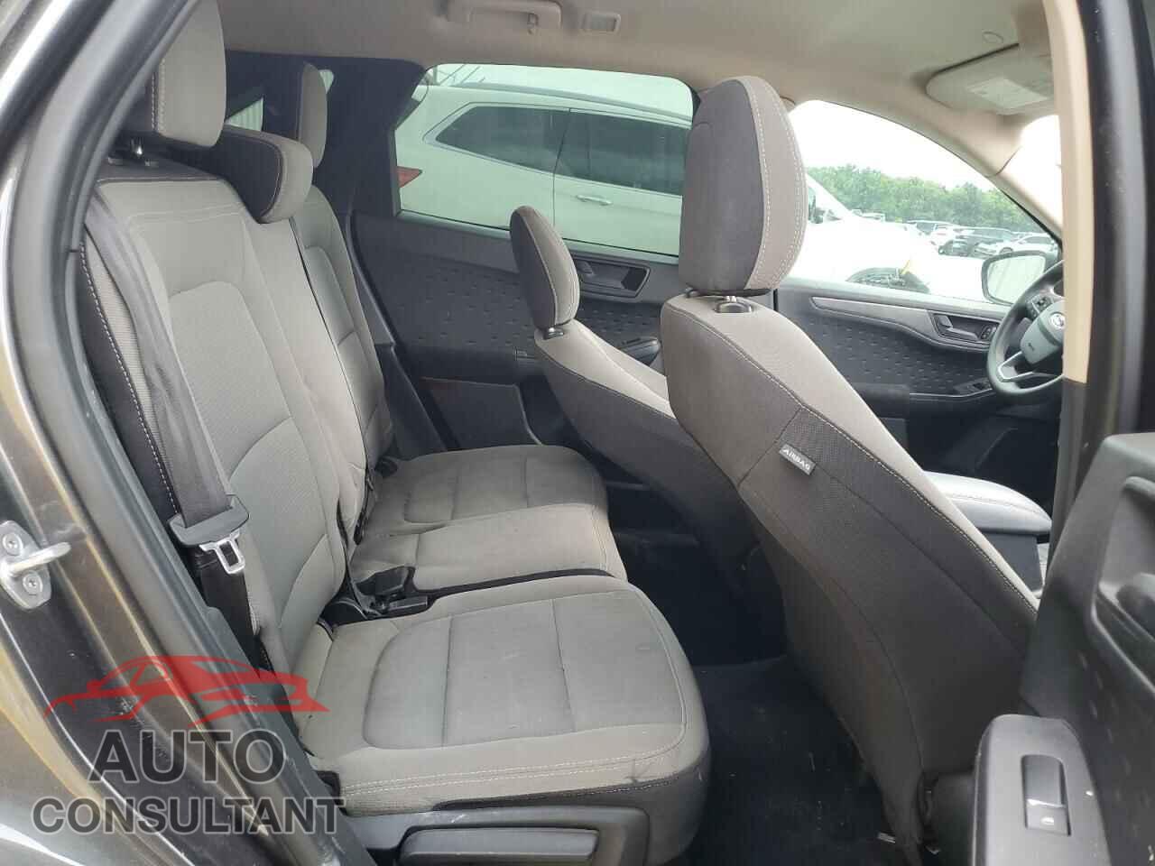 FORD ESCAPE 2020 - 1FMCU0F63LUA33516