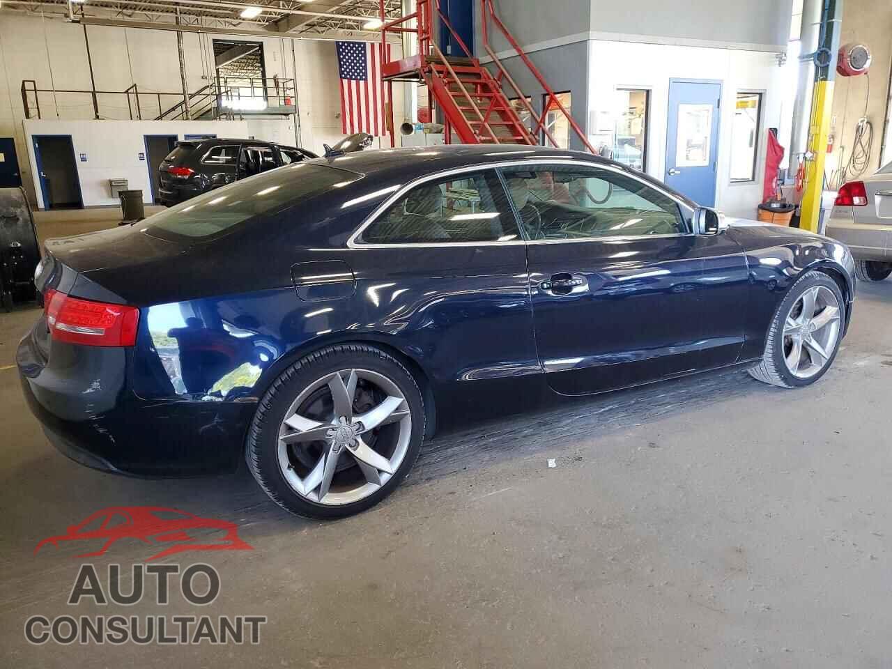 AUDI A5 2010 - WAURFAFR8AA071554
