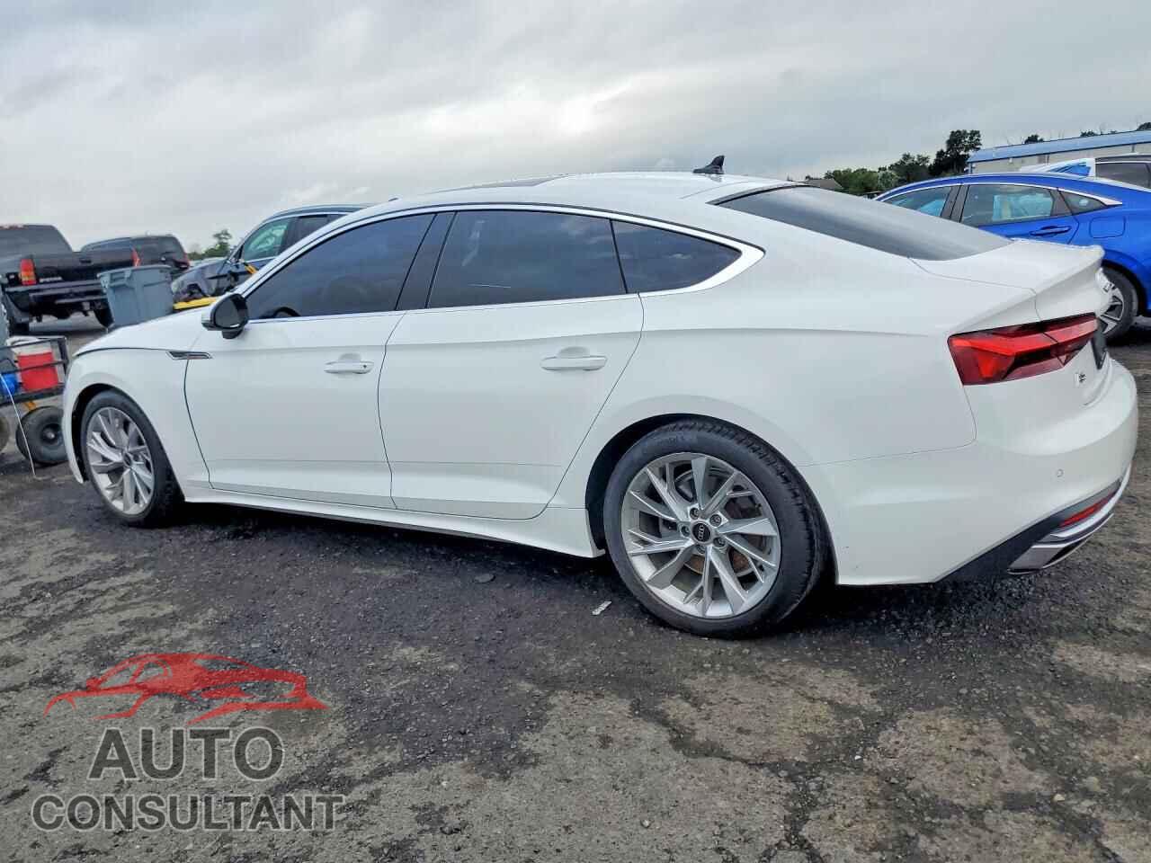 AUDI A5 2023 - WAUCBCF56PA013283
