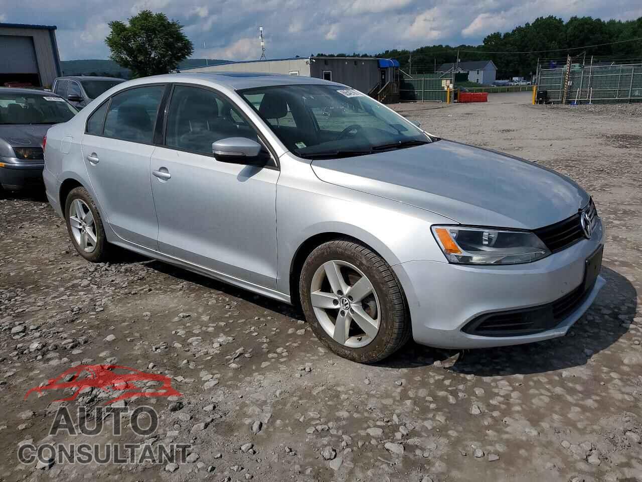 VOLKSWAGEN JETTA 2012 - 3VWLL7AJ5CM004323