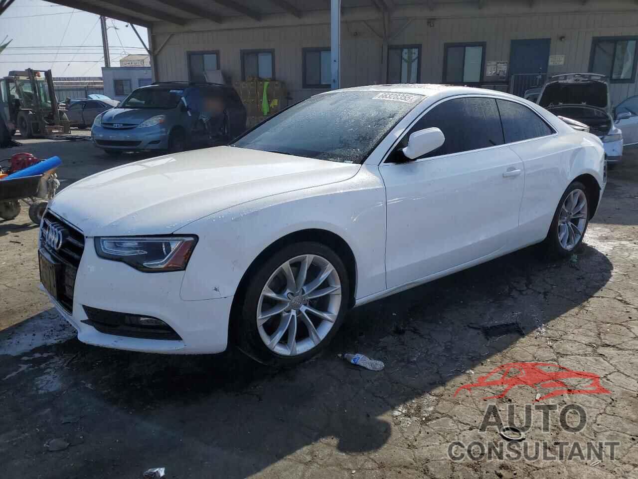 AUDI A5 2013 - WAULFAFR0DA039952