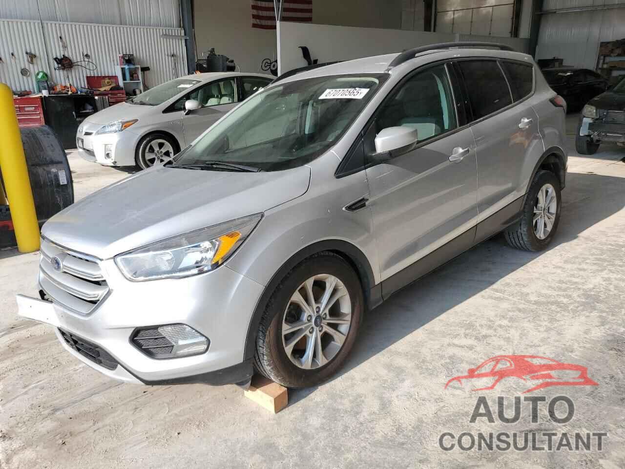 FORD ESCAPE 2018 - 1FMCU9GD8JUB84155