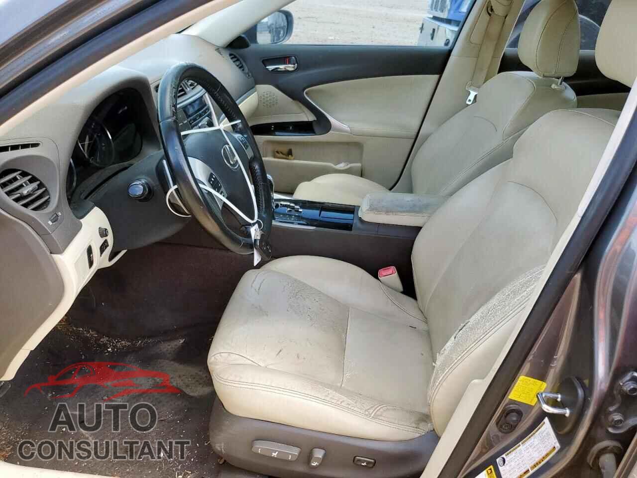 LEXUS IS 2012 - JTHBF5C29C5181400
