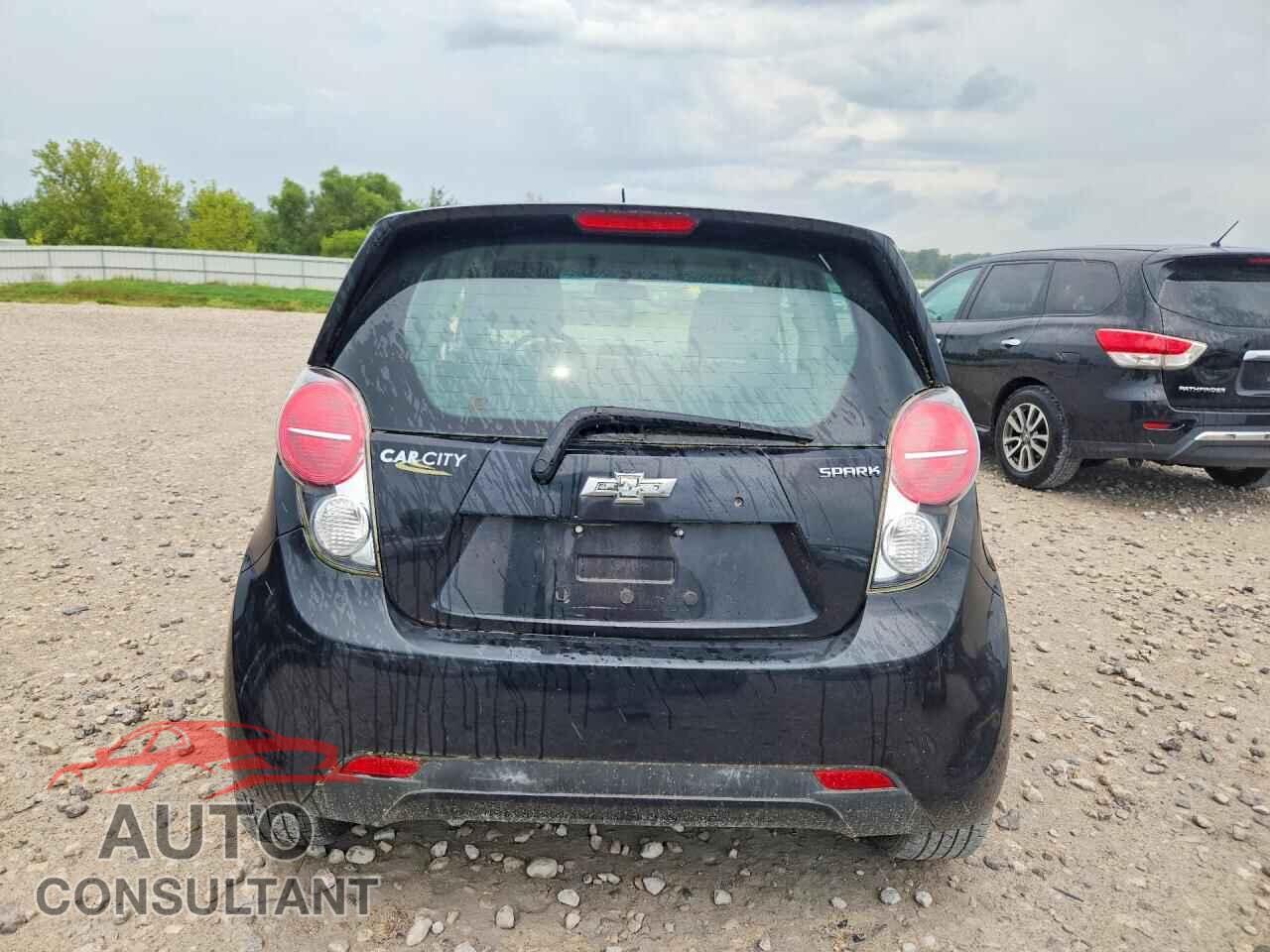 CHEVROLET SPARK 2015 - KL8CD6S95FC711046