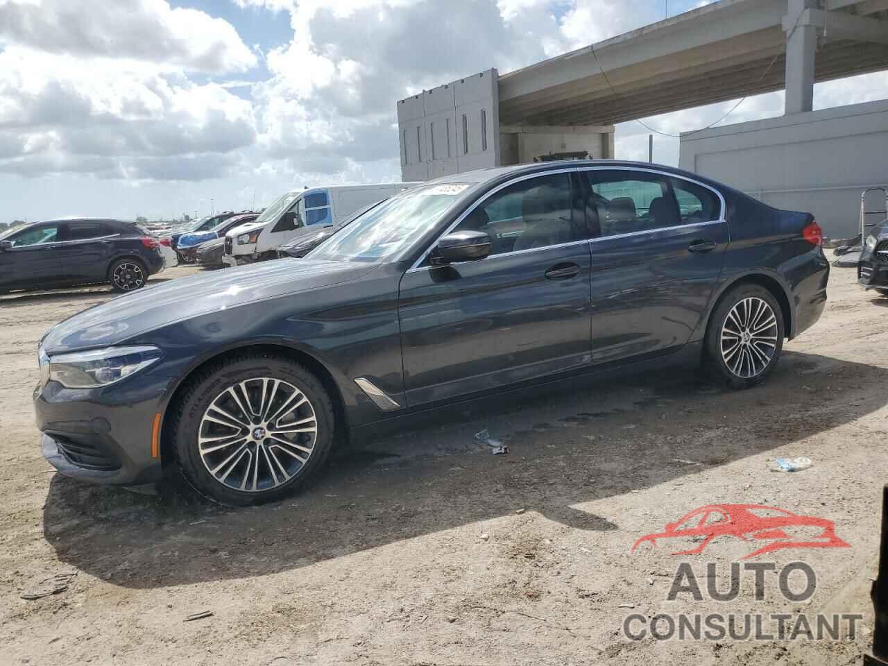 BMW 5 SERIES 2019 - WBAJE5C57KG919138