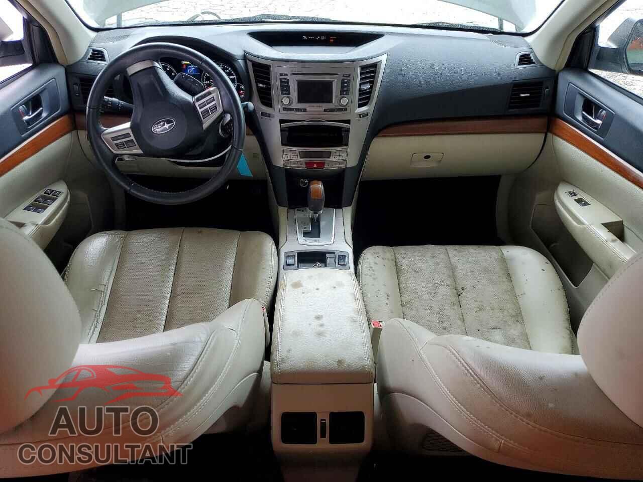 SUBARU OUTBACK 2014 - 4S4BRBLC2E3258957