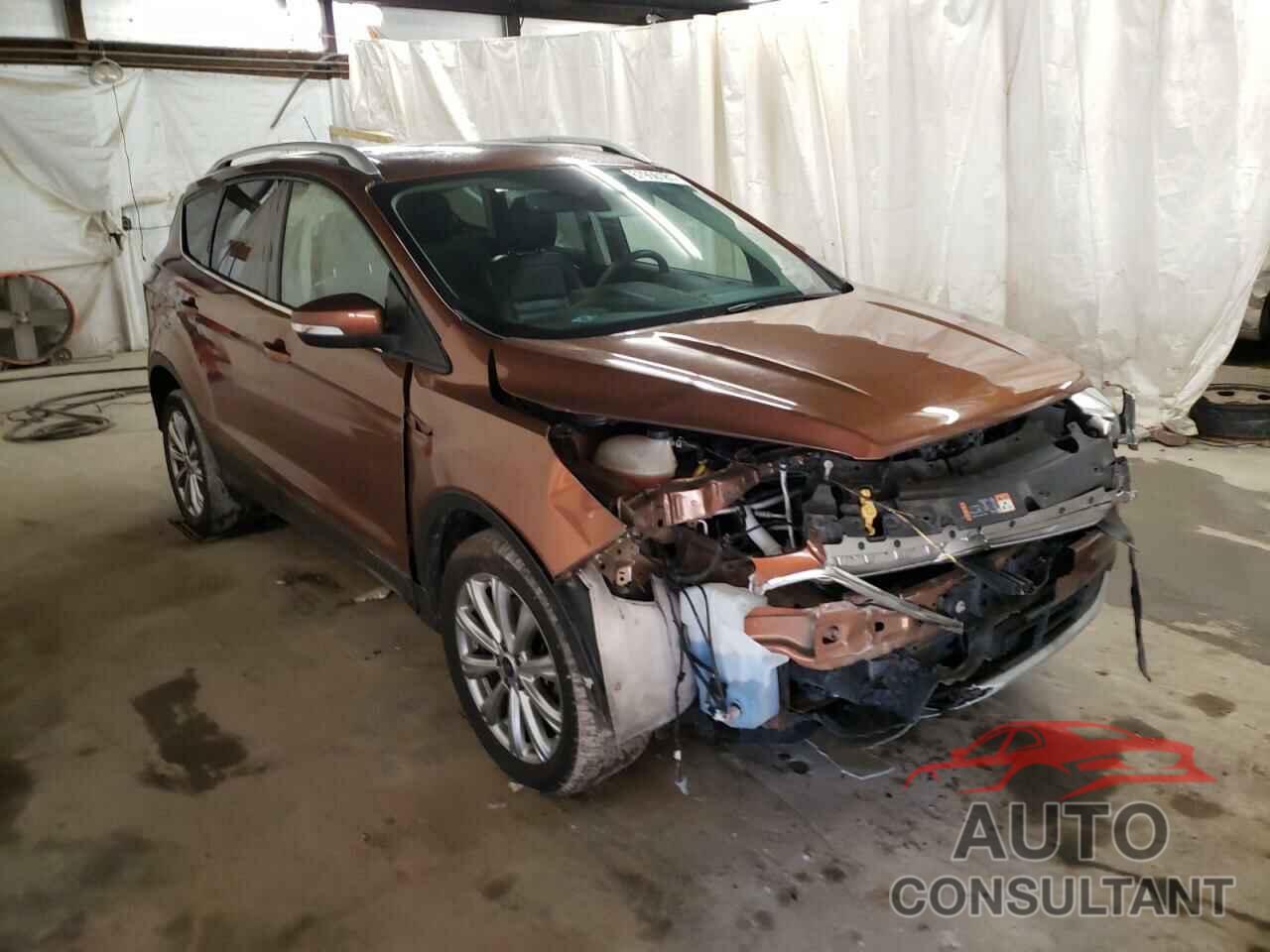 FORD ESCAPE 2017 - 1FMCU9J98HUD71989
