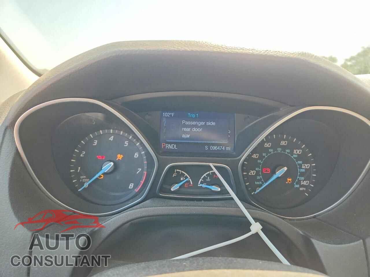 FORD FOCUS 2014 - 1FADP3F29EL417734