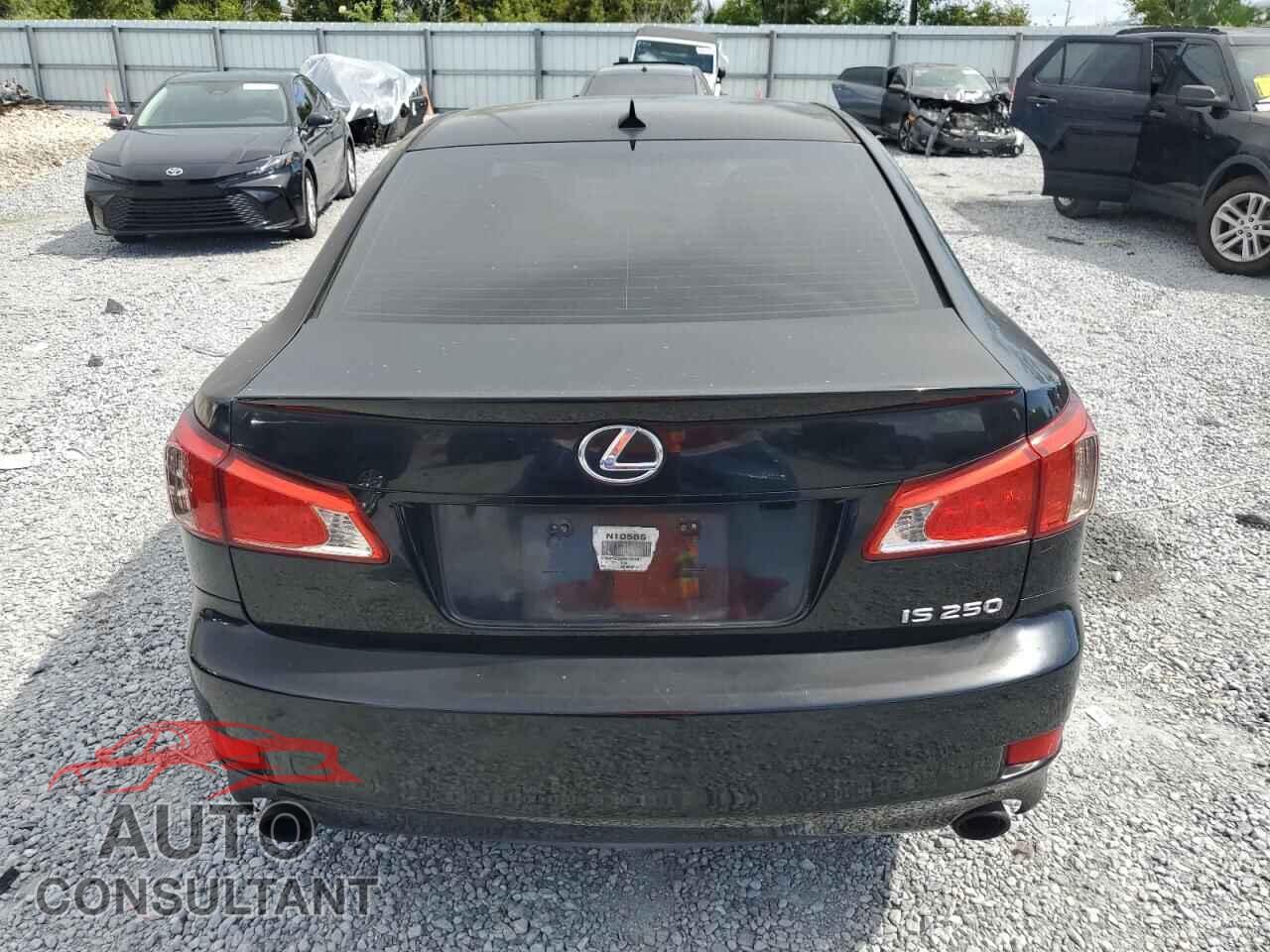 LEXUS IS 2011 - JTHBF5C26B5137031