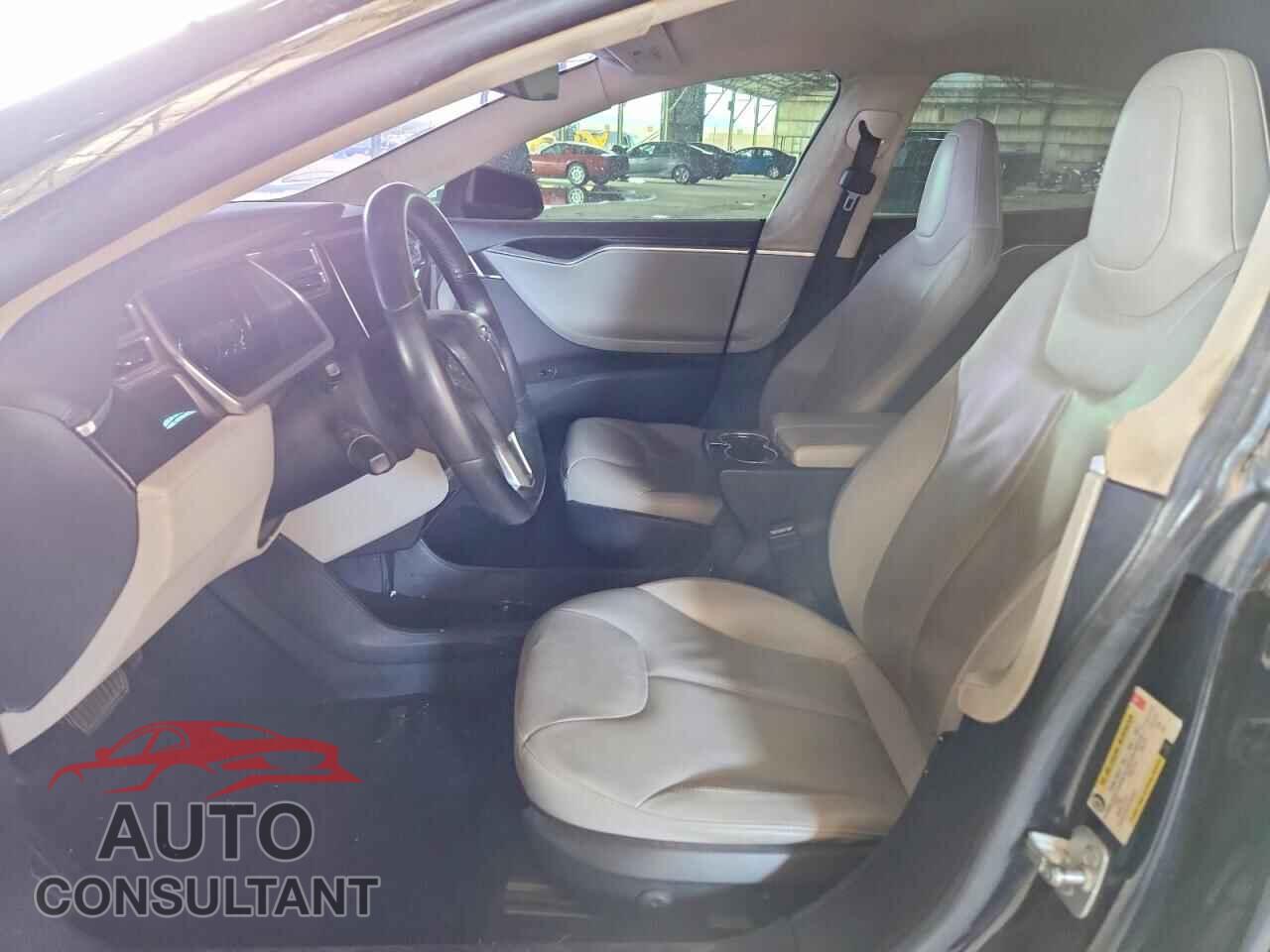 TESLA MODEL S 2012 - 5YJSA1DN2CFP01324