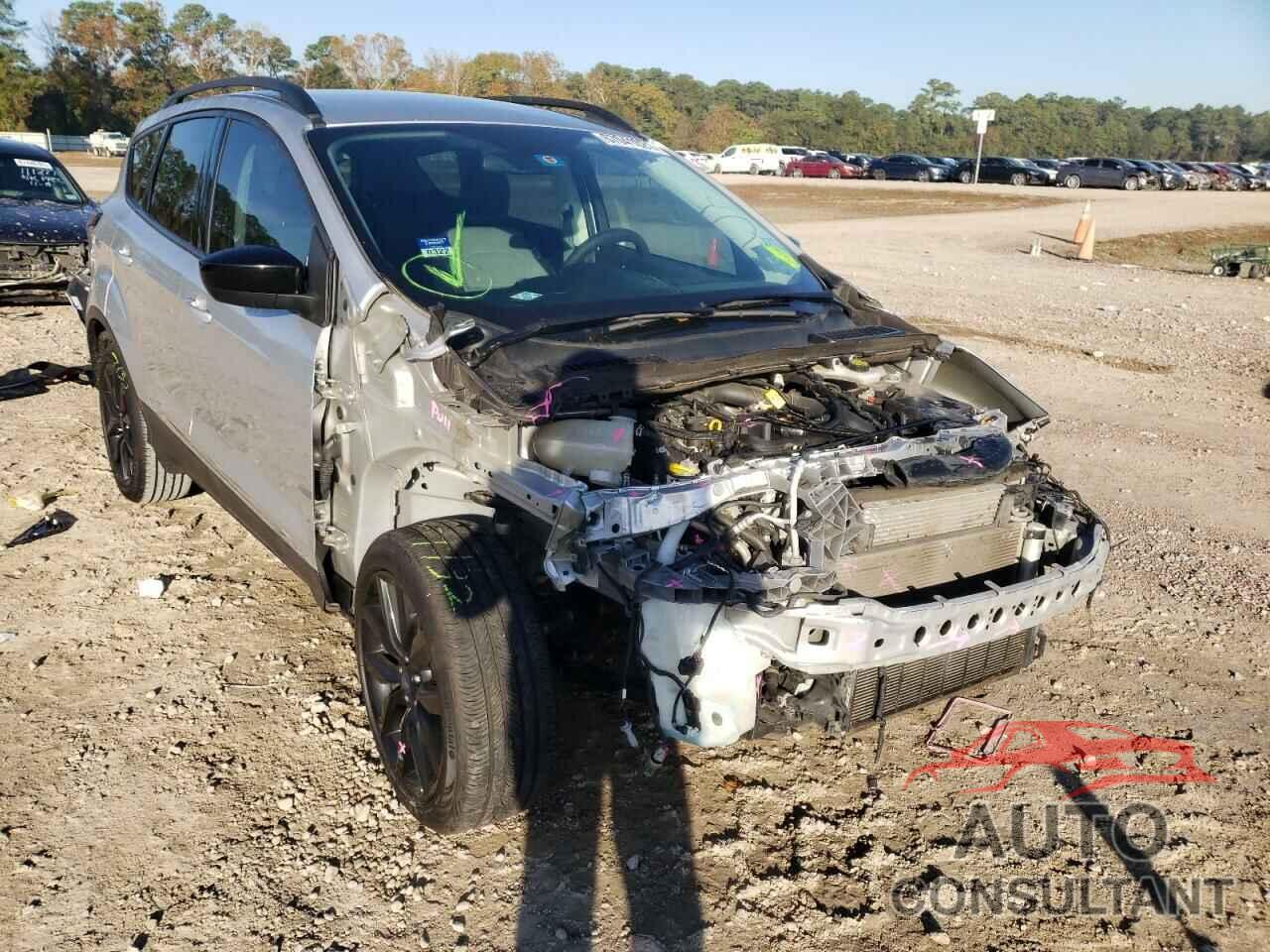 FORD ESCAPE 2018 - 1FMCU0GD3JUB71728