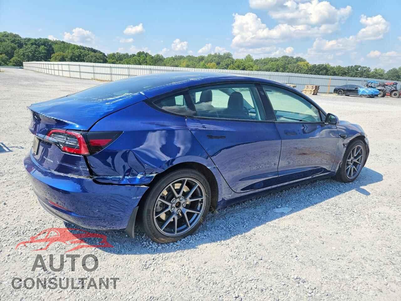TESLA MODEL 3 2021 - 5YJ3E1EB5MF836828