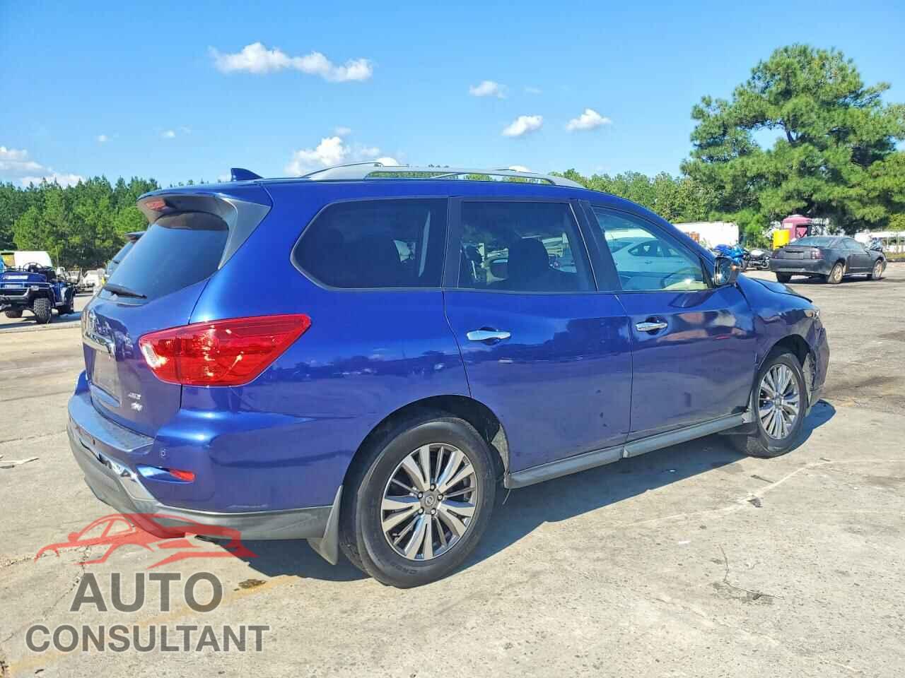 NISSAN PATHFINDER 2019 - 5N1DR2MM7KC609552