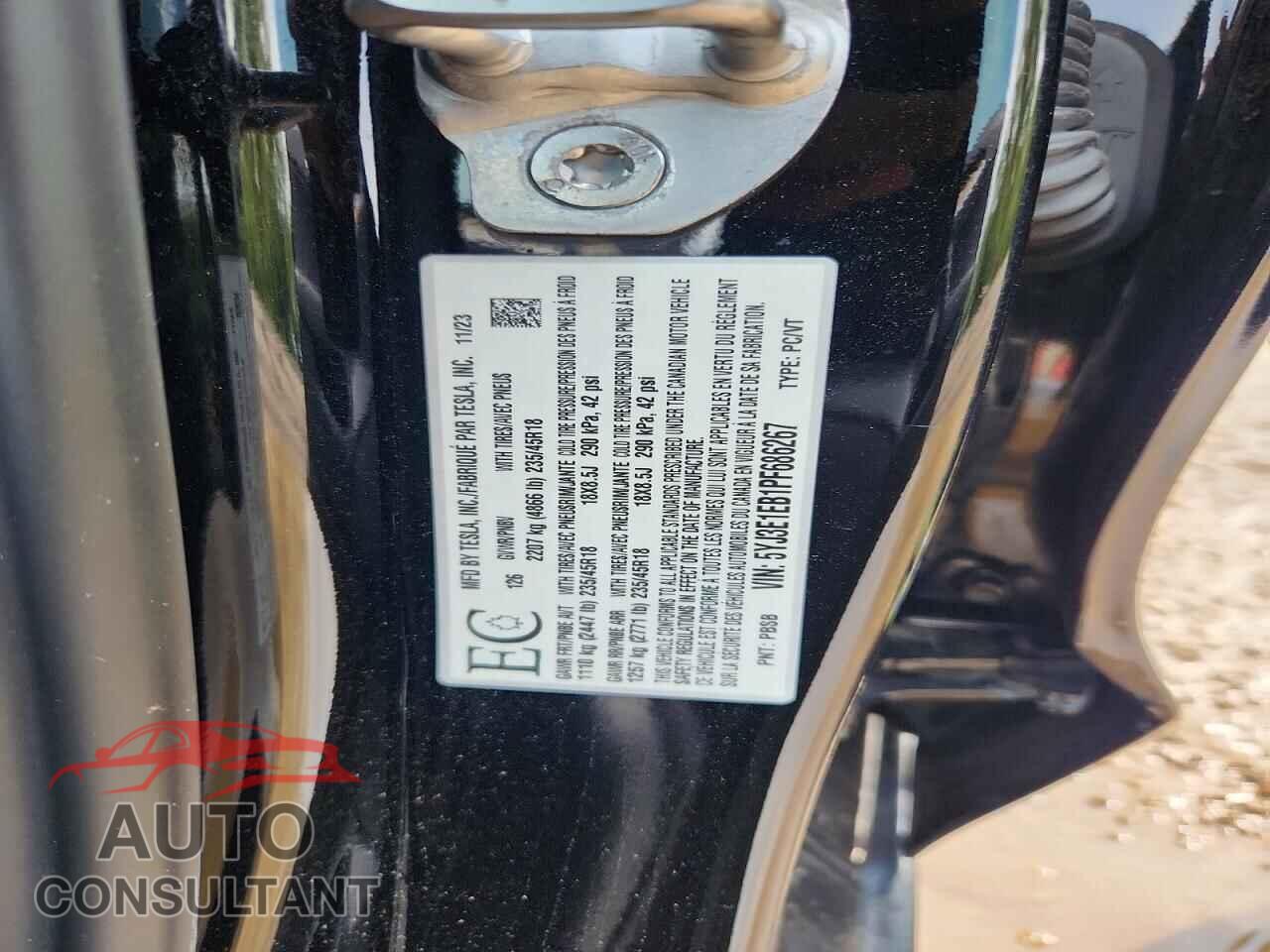 TESLA MODEL 3 2023 - 5YJ3E1EB1PF686267