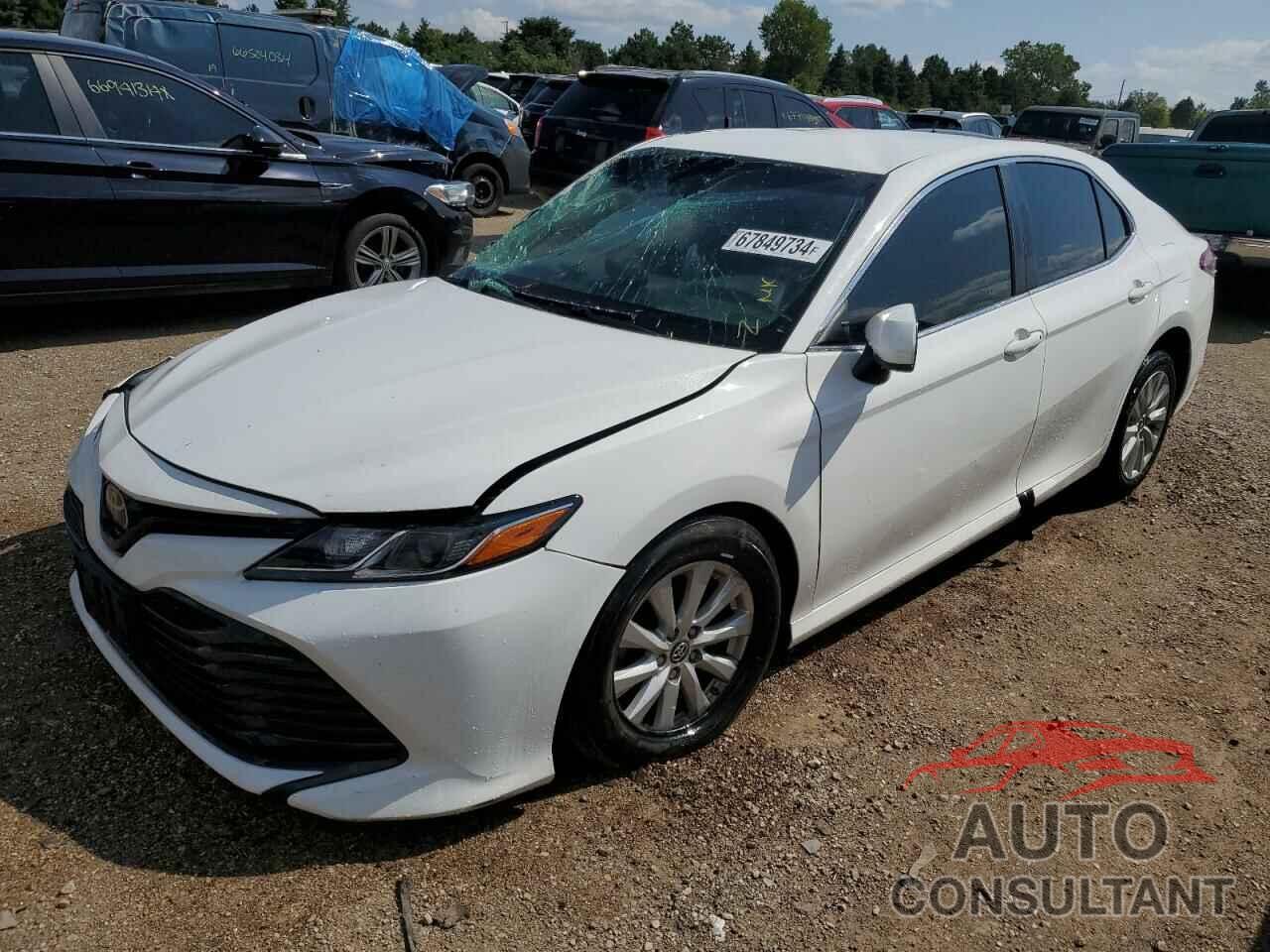 TOYOTA CAMRY 2018 - 4T1B11HK6JU150153