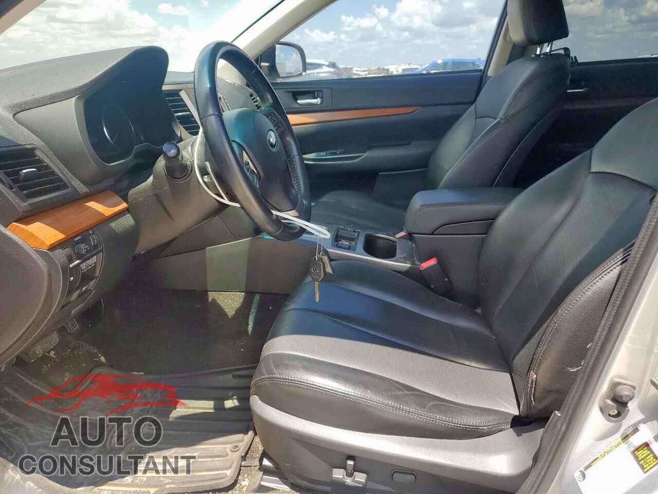 SUBARU OUTBACK 2014 - 4S4BRDLCXE2270436
