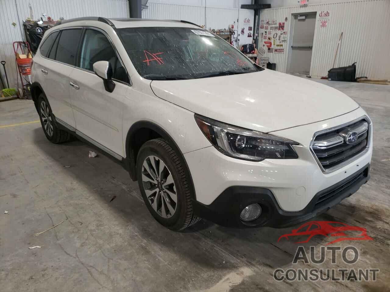 SUBARU OUTBACK 2018 - 4S4BSATC4J3373214