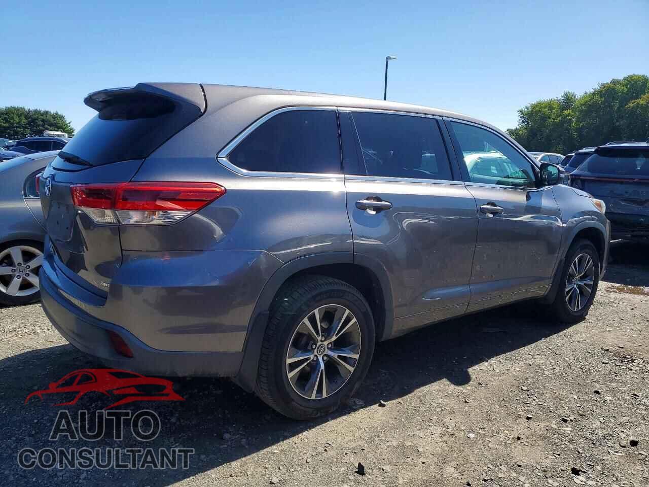 TOYOTA HIGHLANDER 2018 - 5TDBZRFH2JS903314
