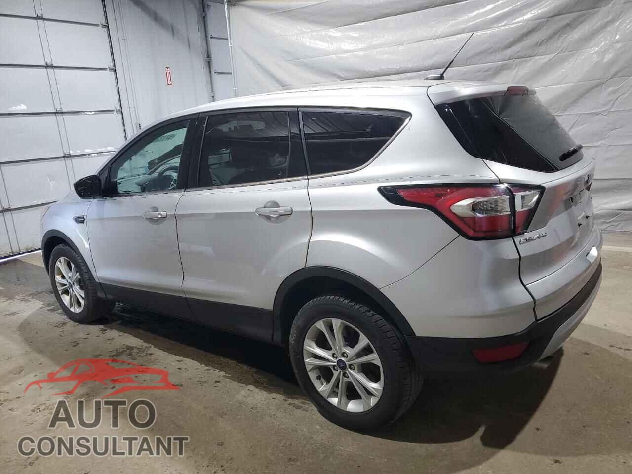 FORD ESCAPE 2017 - 1FMCU9G94HUB71103