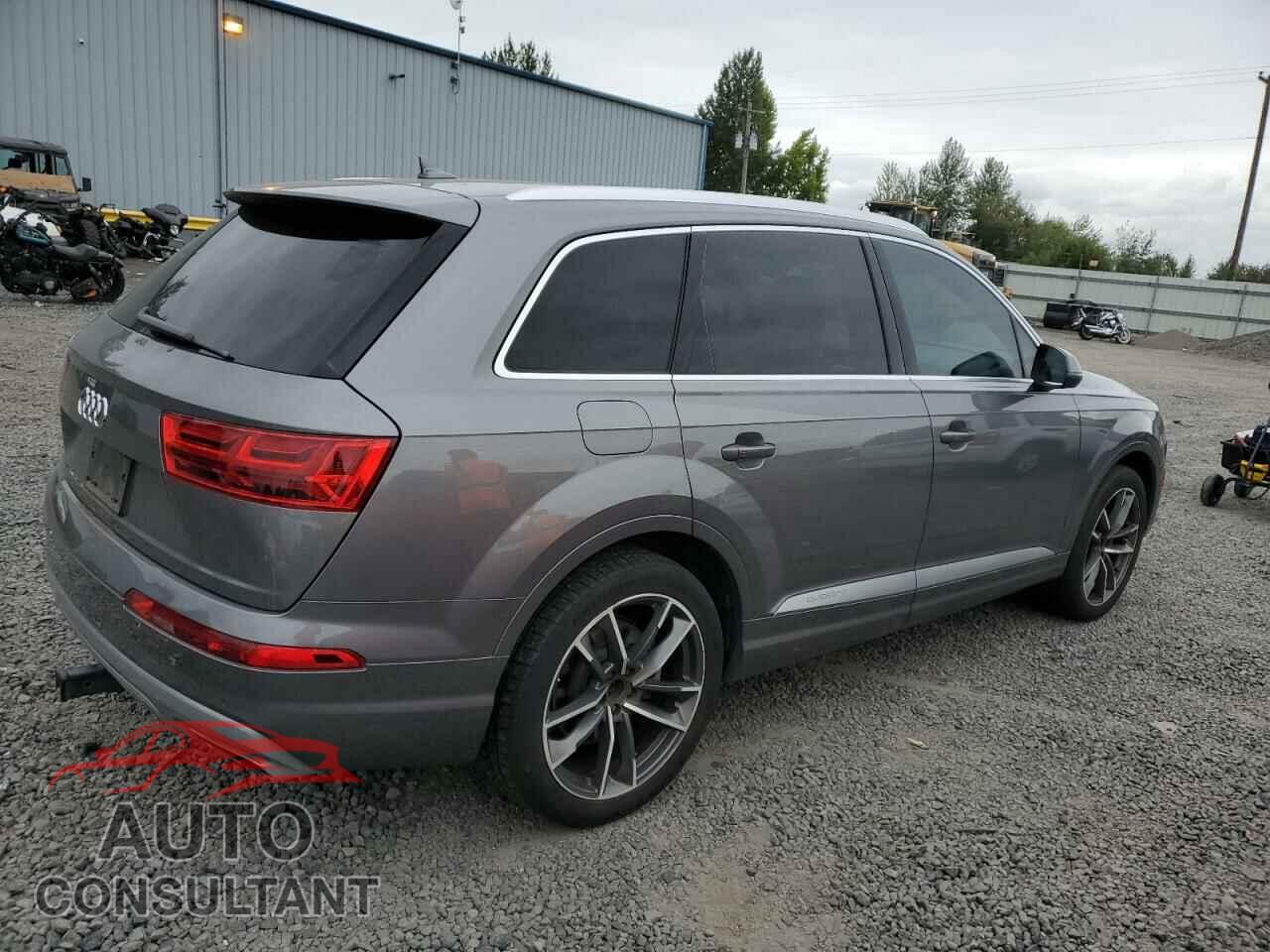 AUDI Q7 2017 - WA1AHAF71HD044384