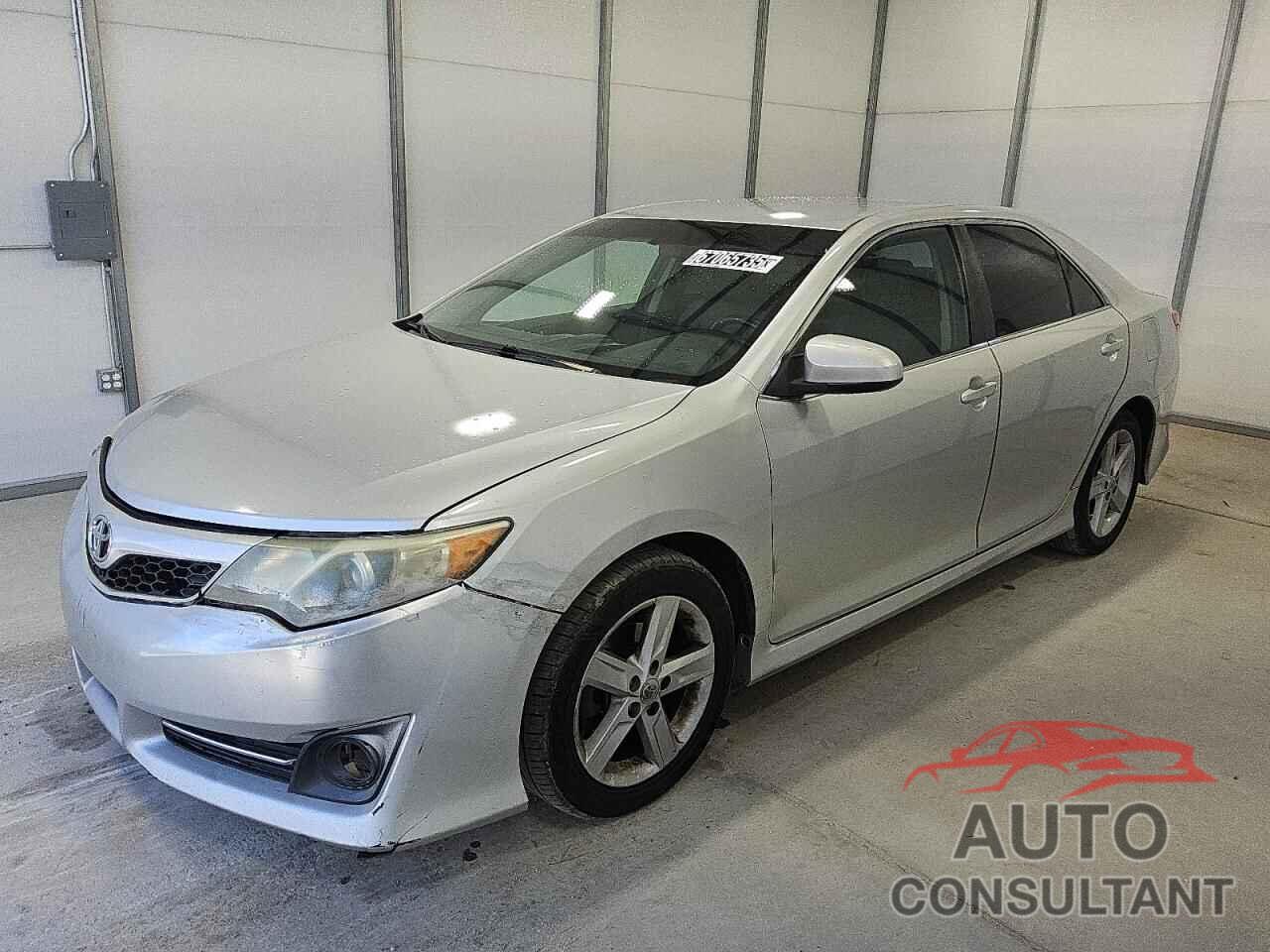 TOYOTA CAMRY 2012 - 4T1BF1FK8CU010631