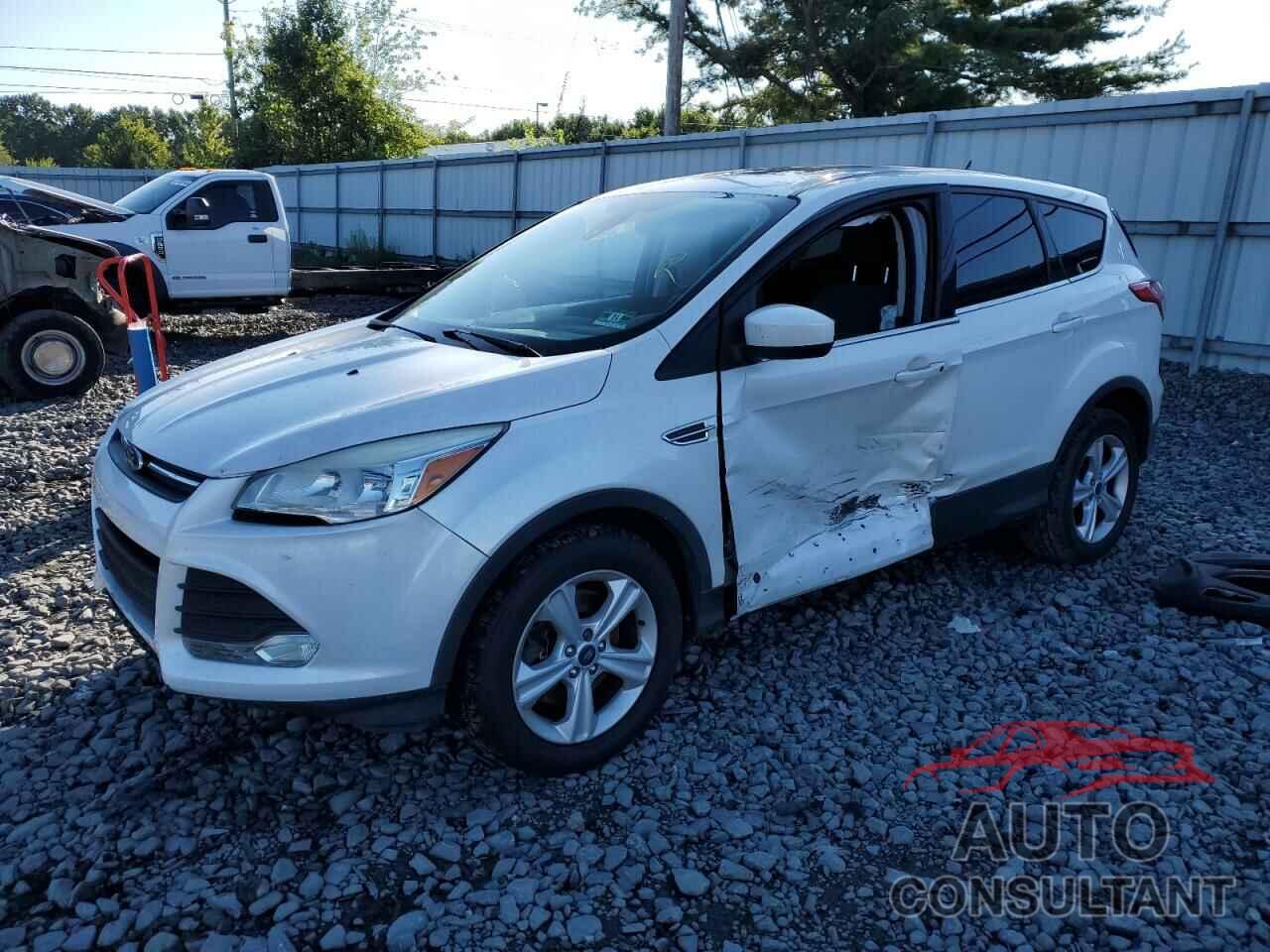 FORD ESCAPE 2015 - 1FMCU9GXXFUC00180