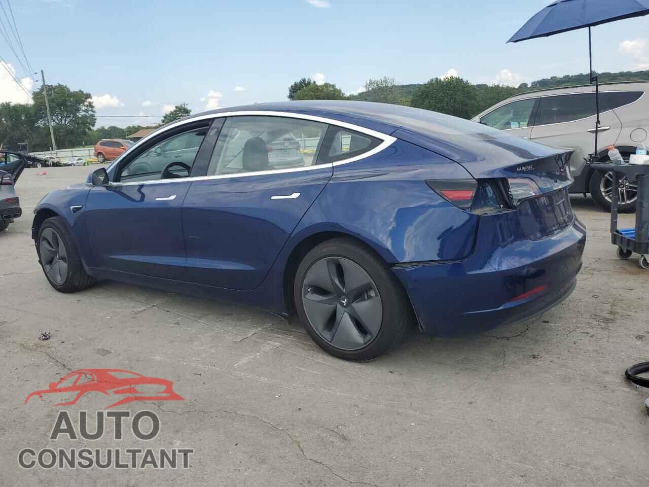 TESLA MODEL 3 2018 - 5YJ3E1EA8JF030887