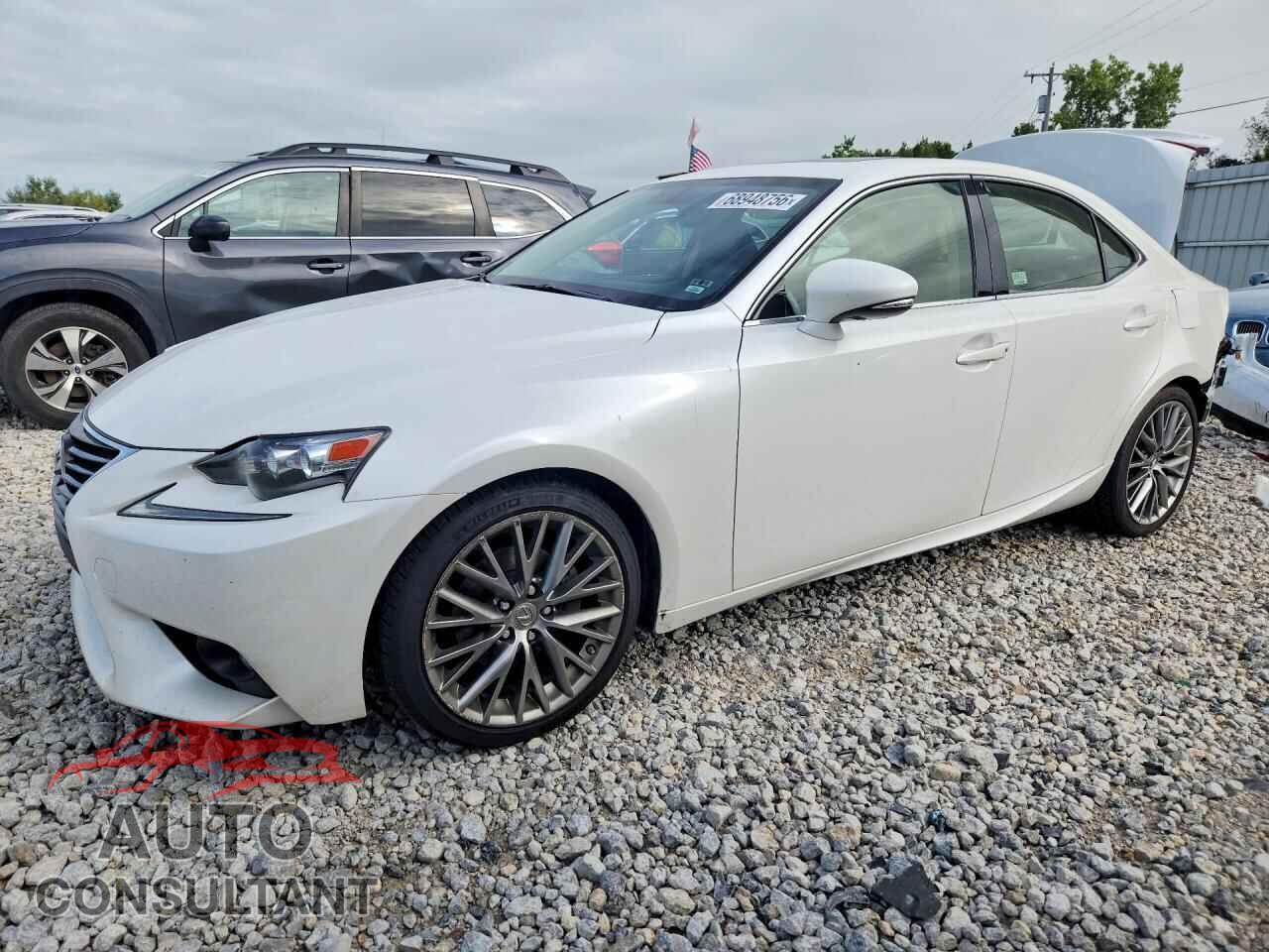LEXUS IS 2015 - JTHCF1D25F5029582