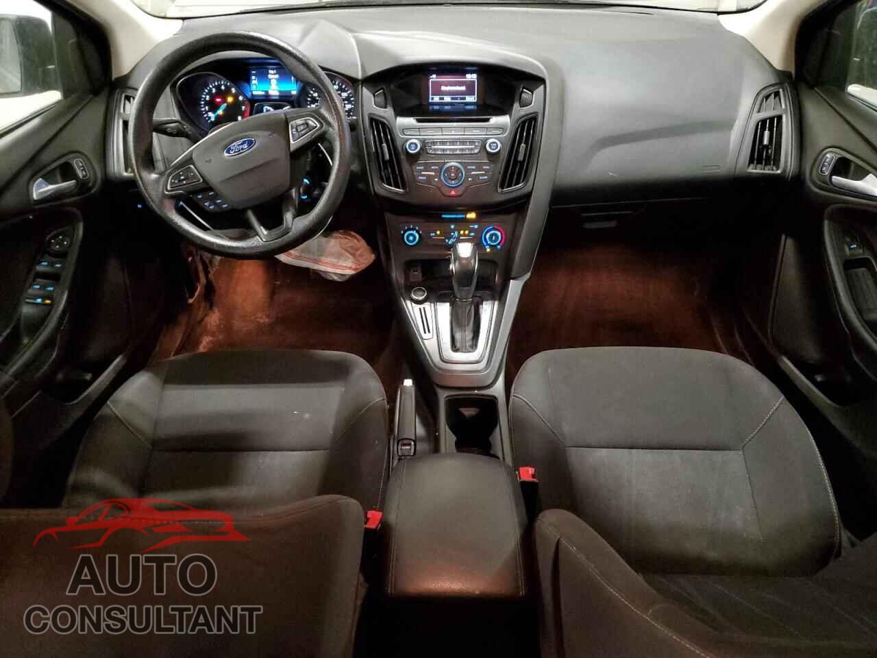 FORD FOCUS 2016 - 1FADP3F22GL290151