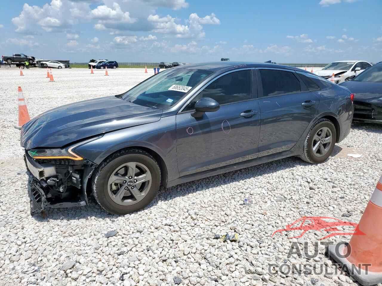 KIA K5 2021 - 5XXG14J28MG013960