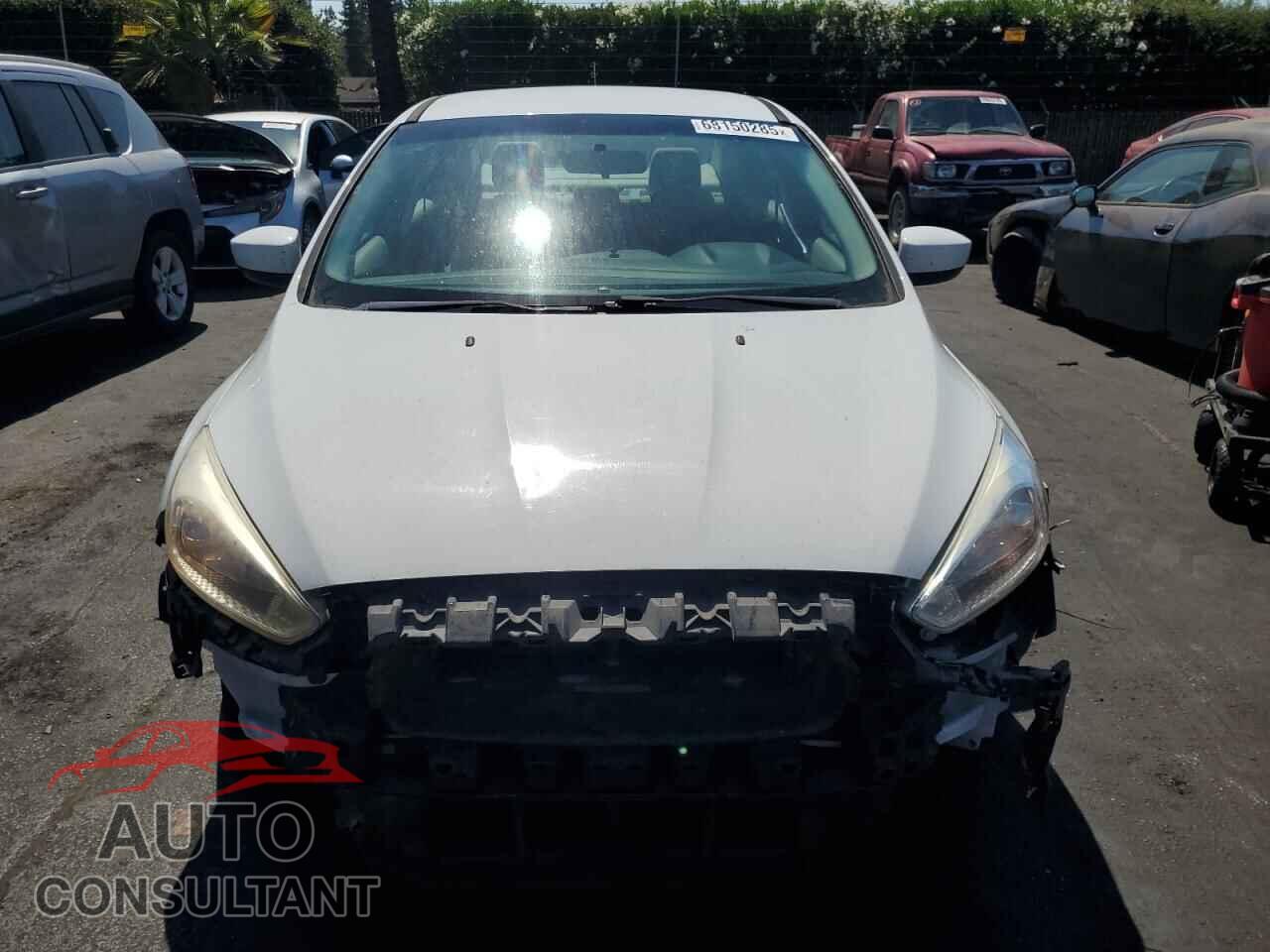 FORD FOCUS 2018 - 1FADP3F24JL237474