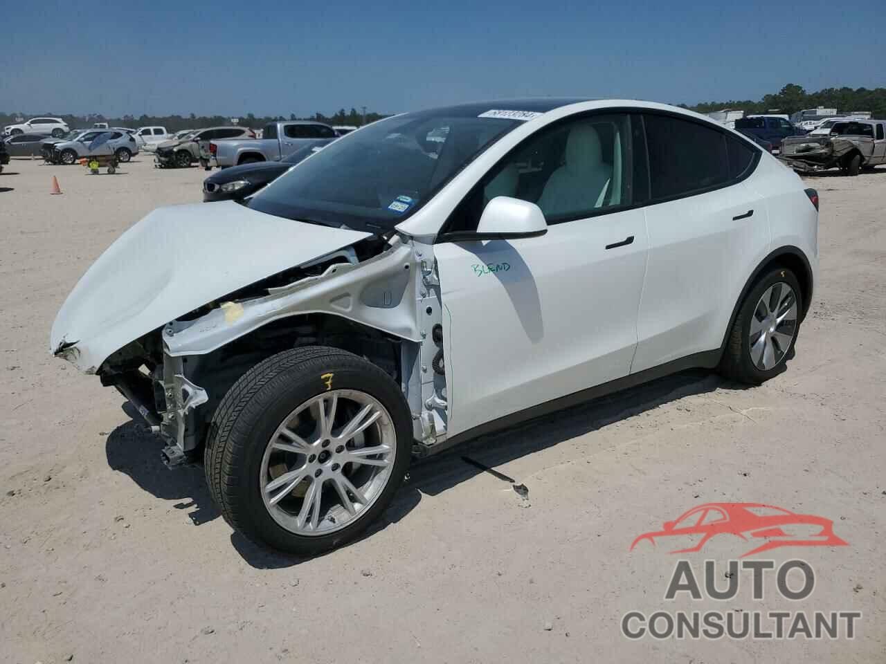 TESLA MODEL Y 2022 - 7SAYGDEE3NF430563